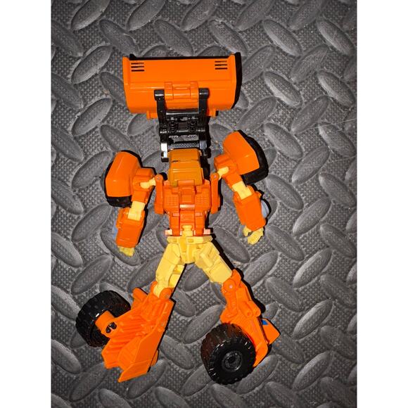 Transformers generations deluxe autobot scoop action figure 5.5 - Picture 2 of 2